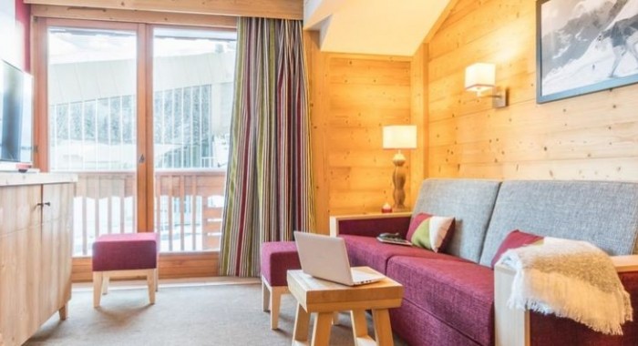 Chalet du Forum, Courchevel 1850 ski chalet, image 3